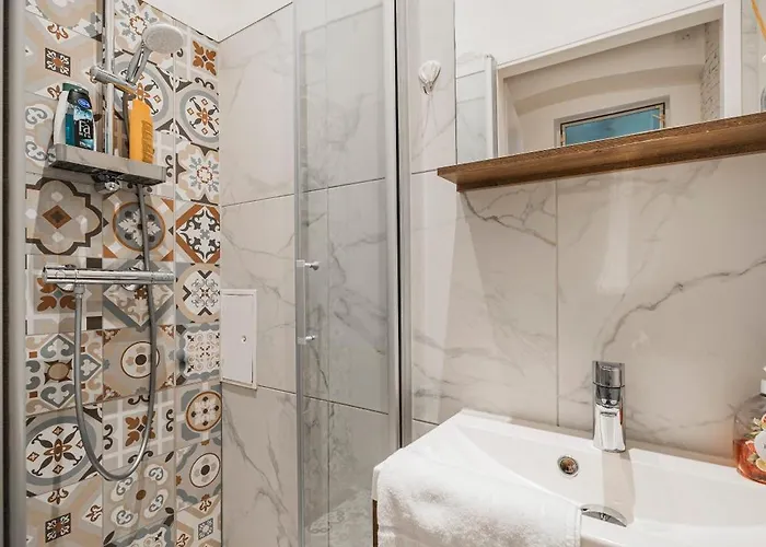 Apartment Zeus Design Herz Vienna